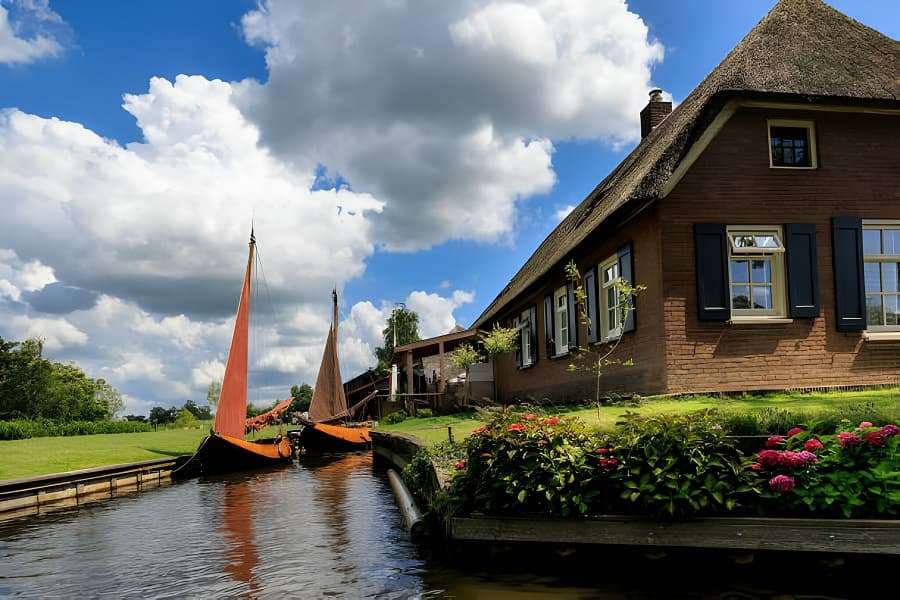 لا تفوت أفضل 10 أنشطة سياحية في قرية جيثورن في هولندا - Netherlands through  Arab eyes | هولندا بعيون عربية للخدمات السياحية المميزة
